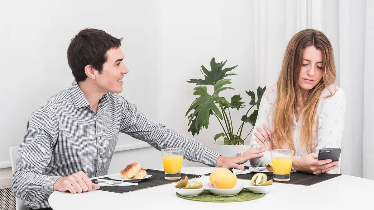 afternoon sugar cravings caused by blood sugar imbalance